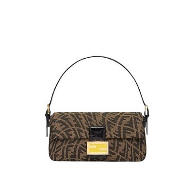 [스페셜오더]FENDI-8BR600 펜디 화이트 FF 엠보싱 미디엄 바게트 백