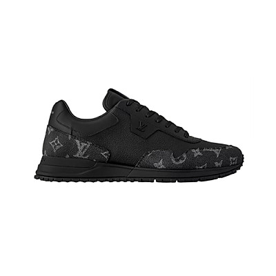 LOUIS VUITTON-1ADG6B 루이비통 블랙 송아지 가죽 모노그램 런 어웨이 스니커즈 남성용