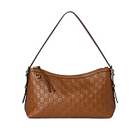 GUCCI-847449 1000 구찌 블랙 GG 엠블럼 미디엄 숄더백