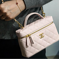 CHANEL-04248 샤넬 블랙 캐비어 가죽 미니 바니티 케이스