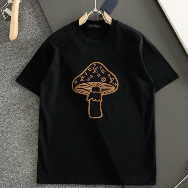 LOUIS VUITTON-04074 루이비통 2026년 NEW 남녀공용 자수 크루넥 티셔츠