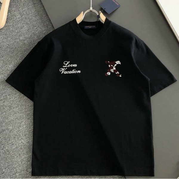 LOUIS VUITTON-04117 루이비통 2026SS 남녀공용 최신 크루넥 패션 반팔 티셔츠