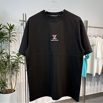 LOUIS VUITTON-04145 루이비통 2026SS 남녀공용 크루넥 티셔츠