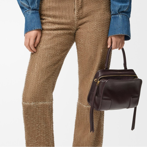 [스페셜오더]LOEWE-A039AS0X01 로에베 스몰 아마조나 180 소프트 송아지 가죽 숄더백 다크 브라우니