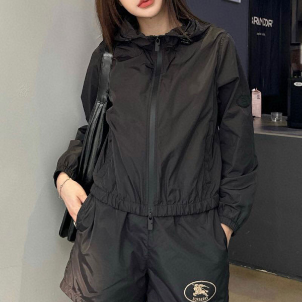 BURBERRY-04221 버버리 여성용 자외선 차단 라이트 나일론 후드 재킷