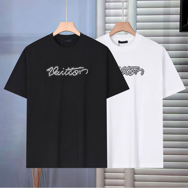 LOUIS VUITTON-05043 루이비통 2026SS 봄/여름 최신 크루넥 패션 반팔 티셔츠