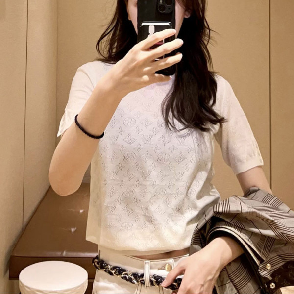 LOUIS VUITTON-1AK1FS 루이비통 오픈워크 마히나 니트 톱