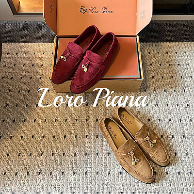 LORO PIANA-081710 로로 피아나 초가을 신형 메탈 펜던트 로퍼