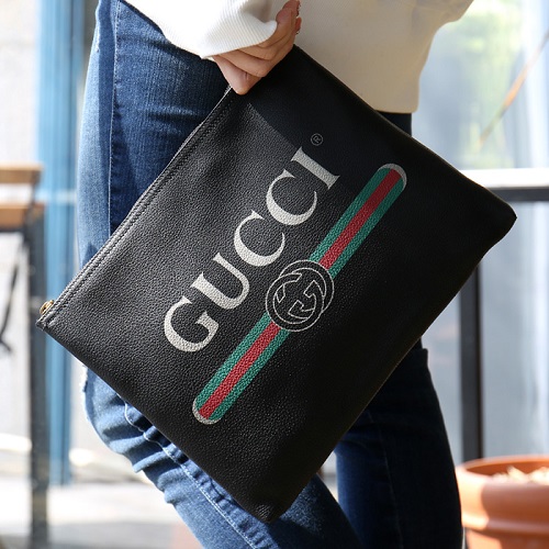 [스페셜오더]GUCCI-500981 8163 구찌 블랙 프린트 로고 미디엄 포트폴리오 파우치백