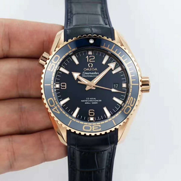 omega-seamaster-planet-ocean-chronograph-goldwatches435mm-1.jpg