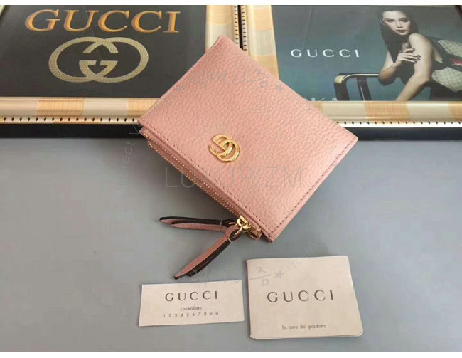 gucci-1115-001.jpg