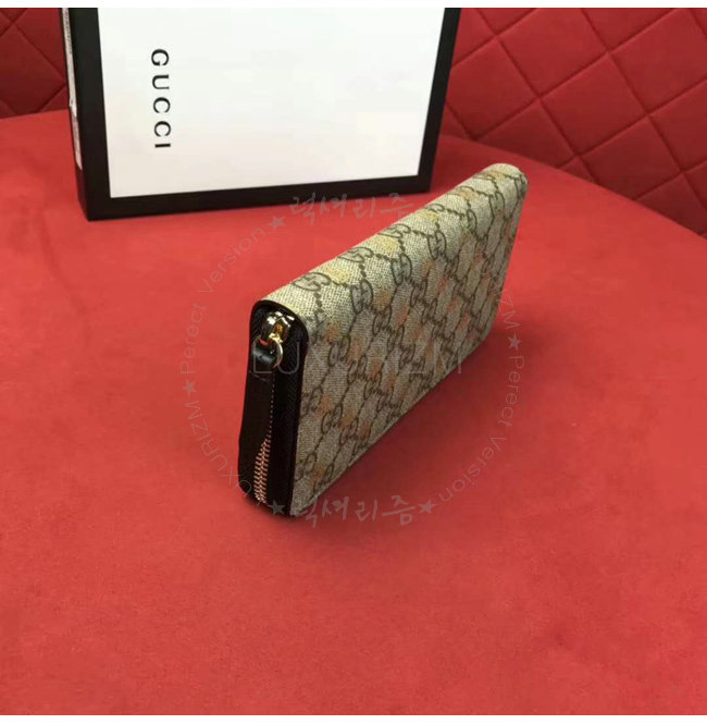 gucci-1121-004.jpg