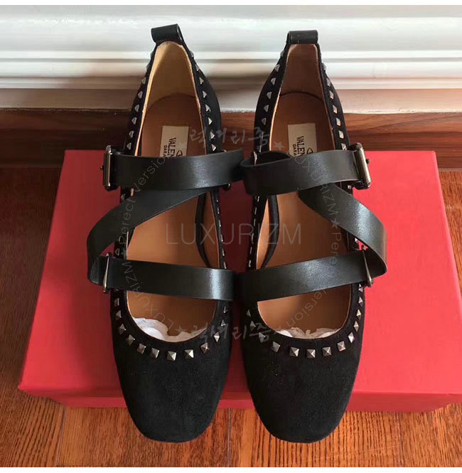 valentino5-0117-1.jpg