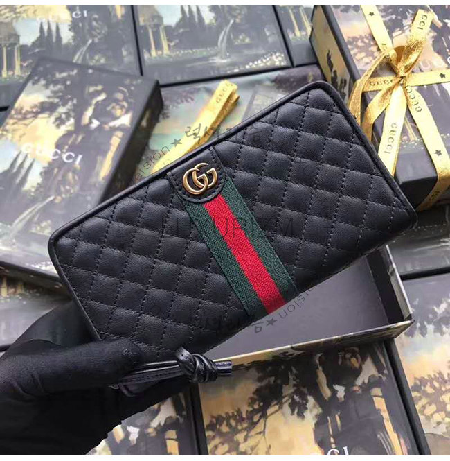 gucci-1017-002.jpg