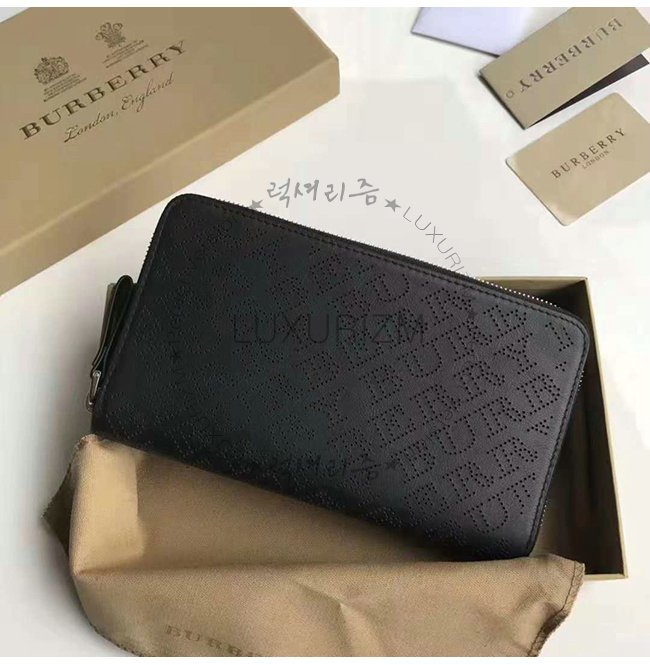 burberry5-1027-002.jpg