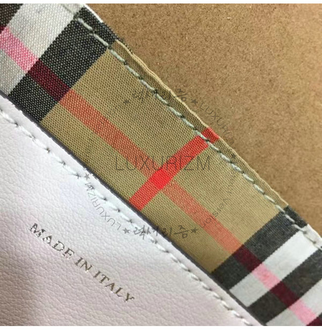 burberry1-1208-0010.jpg