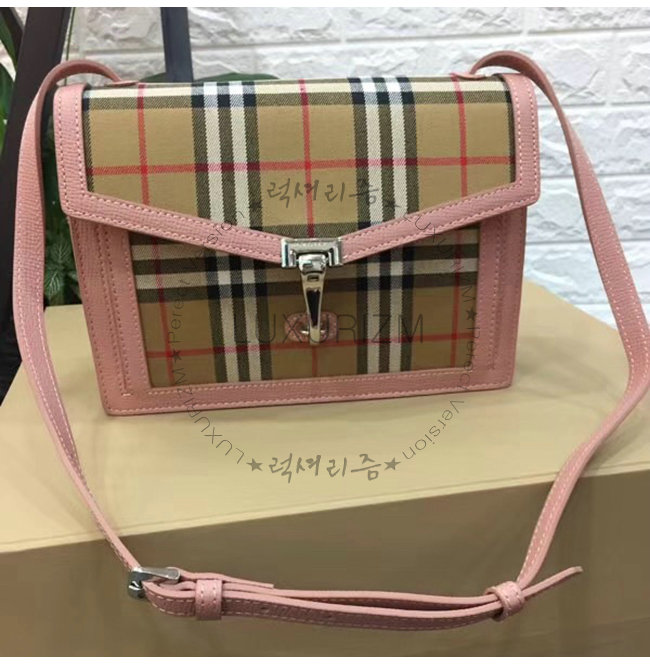 burberry6-1211-003.jpg