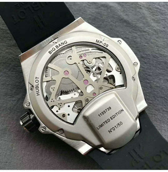 hublot1-0206-009.jpg