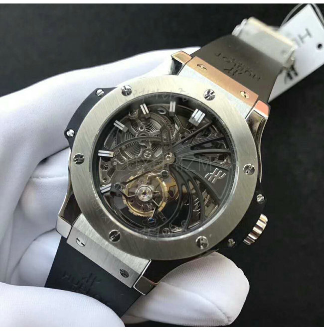 hublot-0207-002.jpg