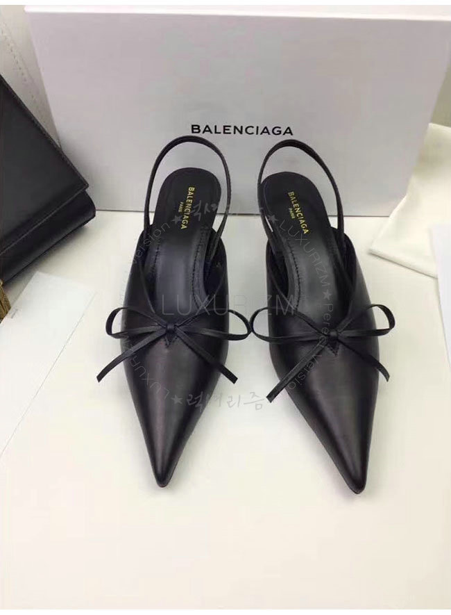 balenciaga5-0206-3.jpg