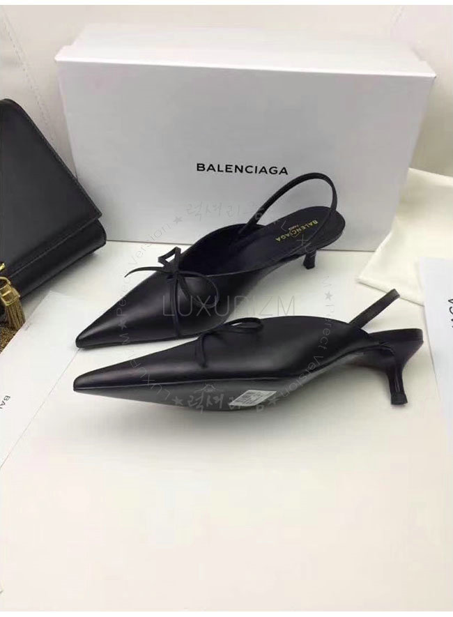 balenciaga5-0206-6.jpg