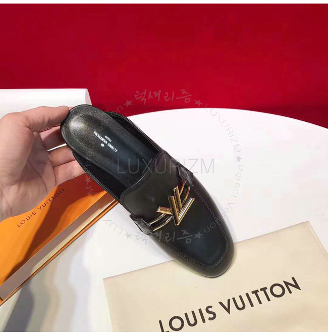 louisvuitton1-0308-004.jpg