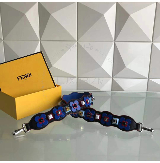 fendi1-0329-002.jpg