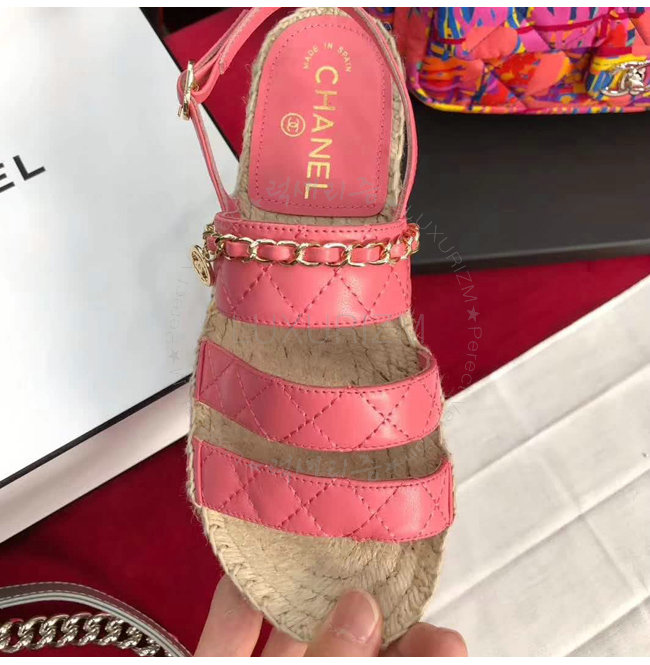 chanel1-0418-004.jpg