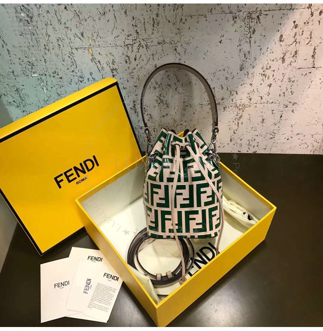 fendi-0427-004.jpg