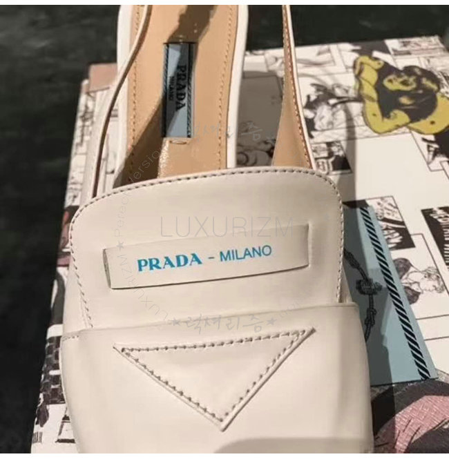 prada-0510-006.jpg