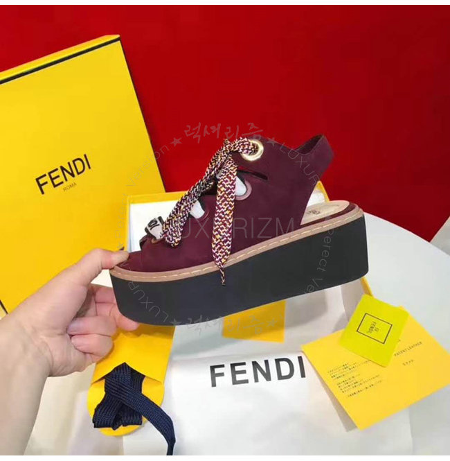 fendi2-0516-004.jpg