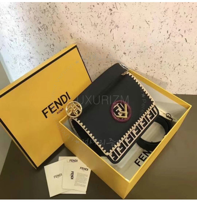 fendi3-0517-002.jpg