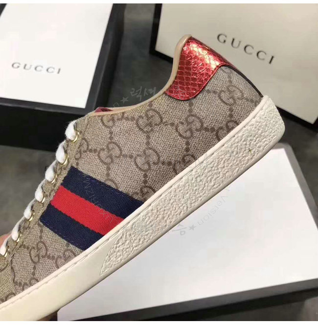 gucci-0521-006.jpg