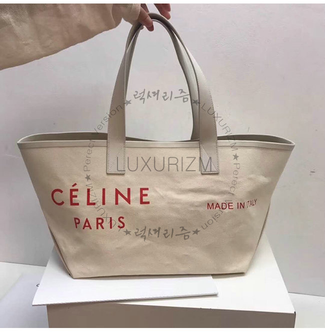 celine1-0609-002.jpg