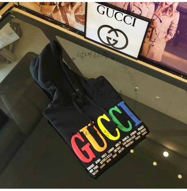 gucci-0809-005.jpg