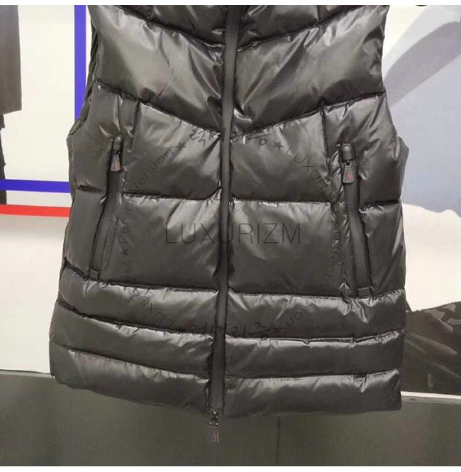 moncler2-0828-004.jpg