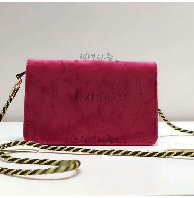 gucci-0928-004.jpg