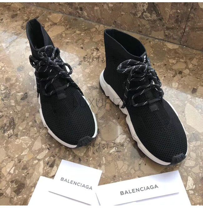 balenciaga2-0116-002.jpg