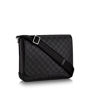 LOUIS VUITTON-M44001 루이비통 모노그램 이클립스 디스트릭트 MM